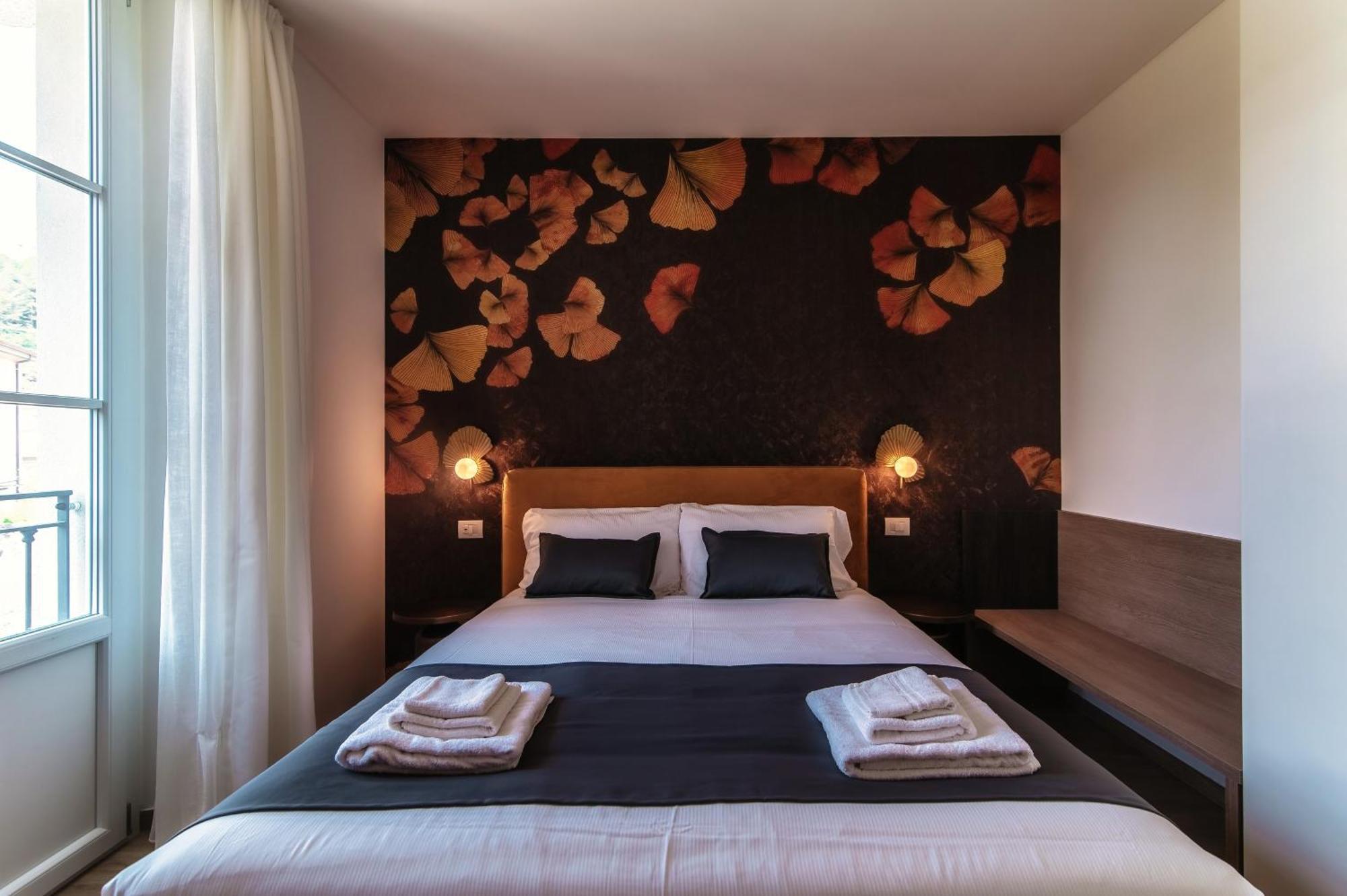 Hotel Ristorante La Vignetta Чернобио Екстериор снимка