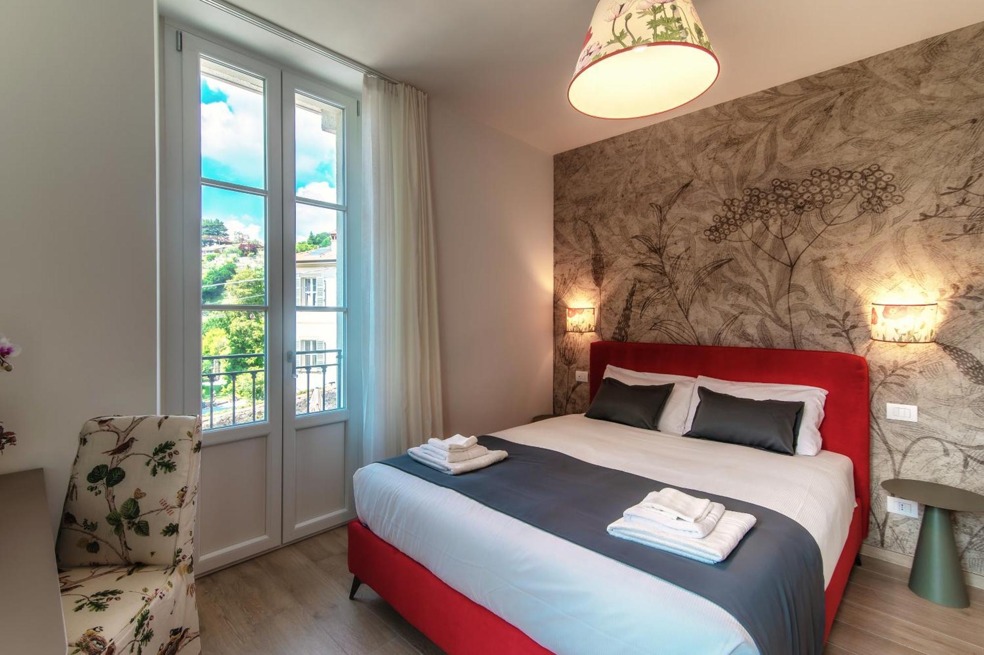 Hotel Ristorante La Vignetta Чернобио Екстериор снимка