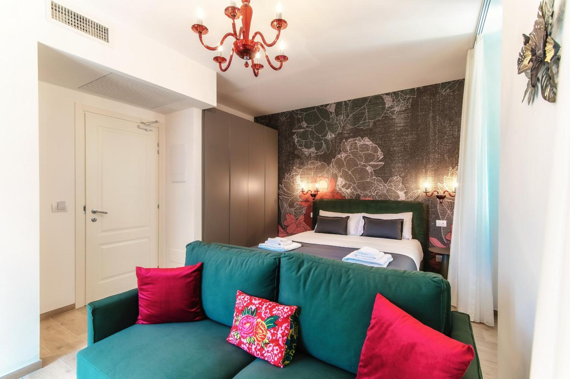 Hotel Ristorante La Vignetta Чернобио Екстериор снимка