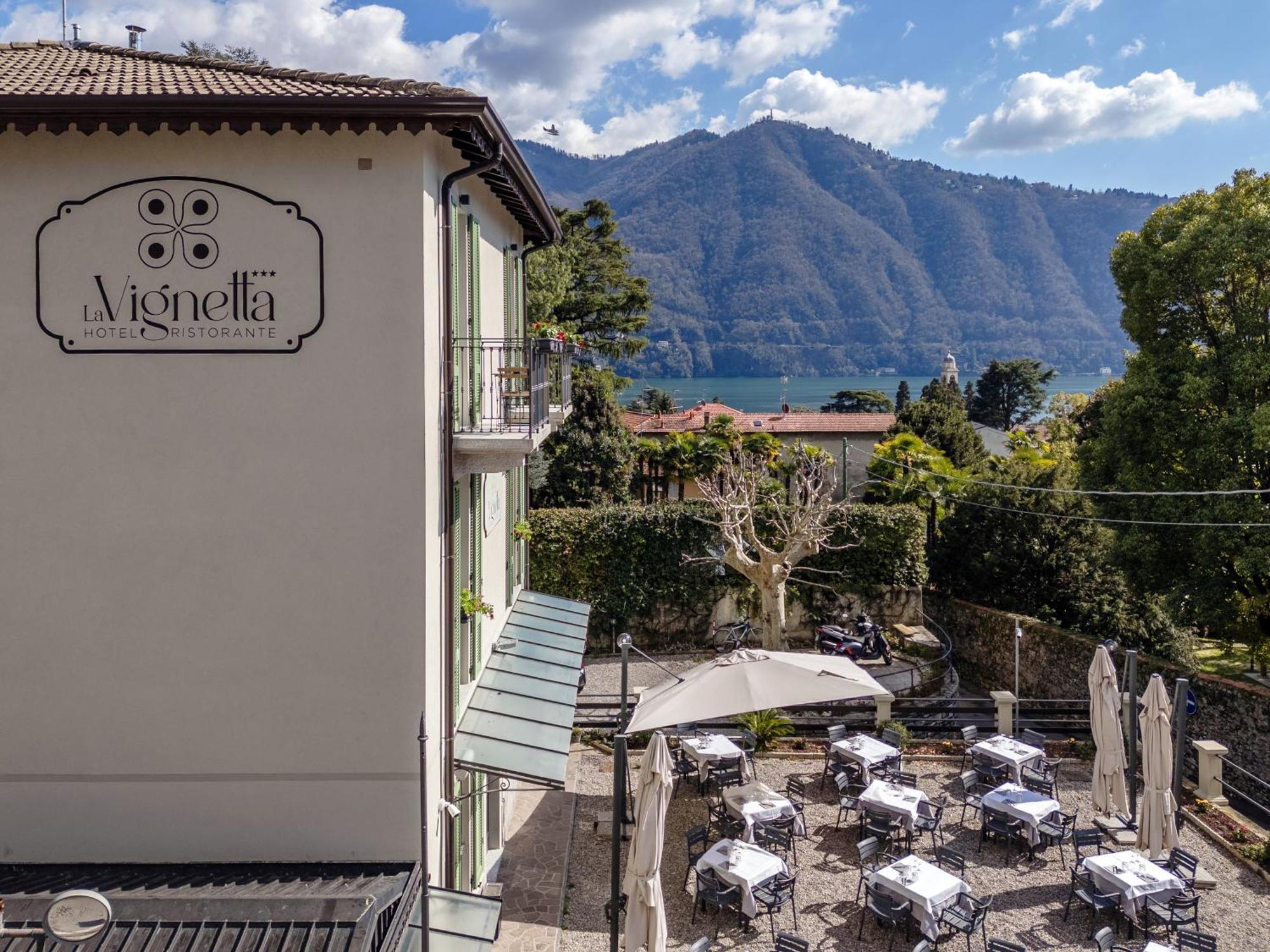 Hotel Ristorante La Vignetta Чернобио Екстериор снимка